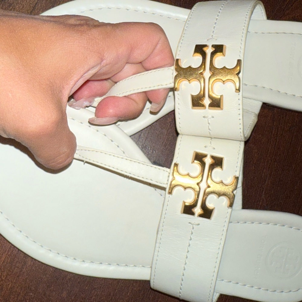 Tory Burch White Thong Sandals with Gold Logo Accent - Picture 8 of 8
